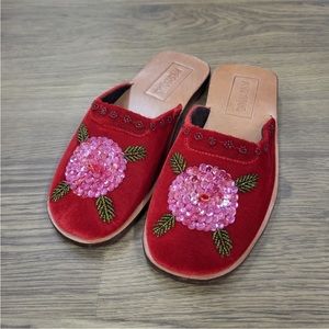 NWT Mystique Boutique Slip Ons Style#10195. Red Velvet Leather Bottom. Size 8